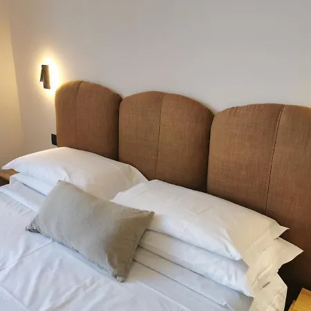 Albium Szálloda 3*