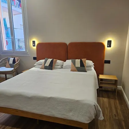 Albium Szálloda 3*