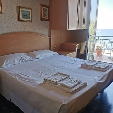 Albium 3* Albenga