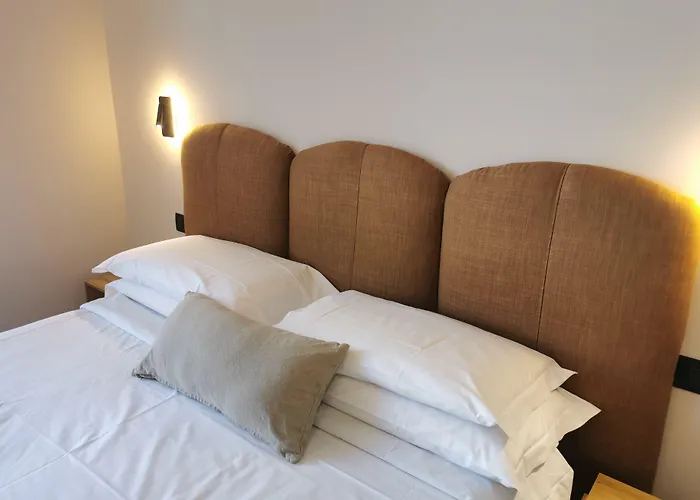 Hotell Albium 3*